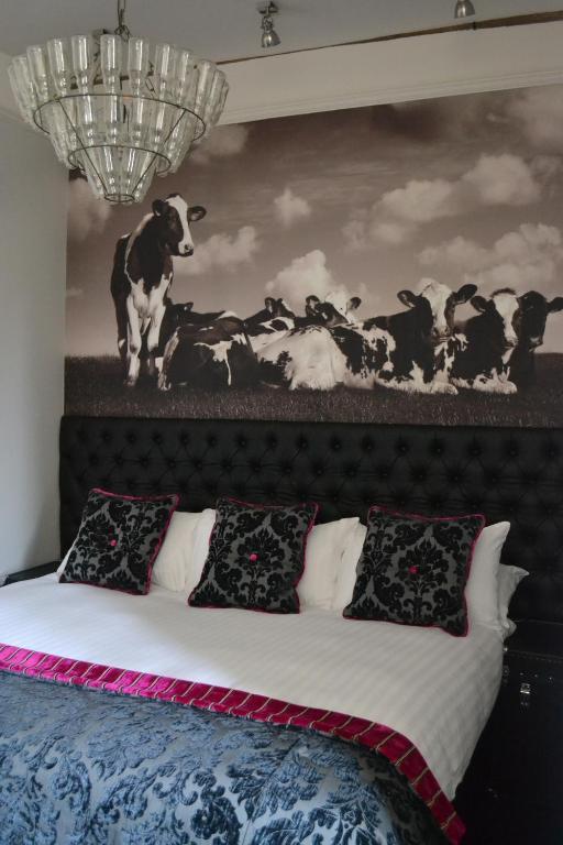 The Bull Inn Мілденголл Номер фото